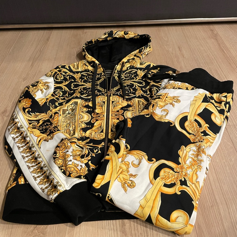 Versace sweatsuit